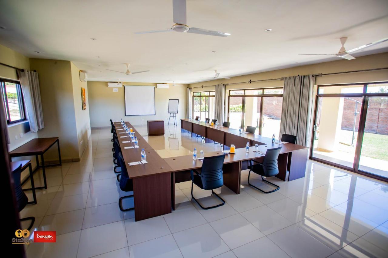 Douglas Lodge & Apartments Lilongwe Zewnętrze zdjęcie